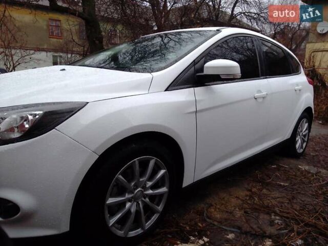 Белый Форд Фокус, объемом двигателя 1 л и пробегом 110 тыс. км за 6700 $, фото 8 на Automoto.ua