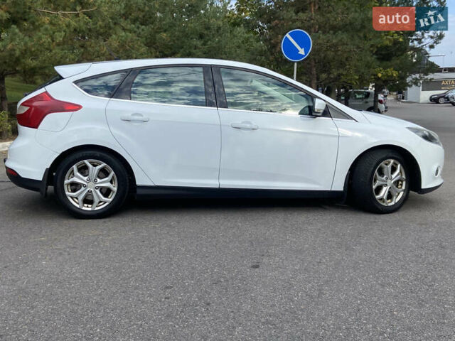 Білий Форд Фокус, об'ємом двигуна 1 л та пробігом 244 тис. км за 5650 $, фото 7 на Automoto.ua