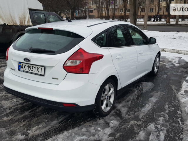 Білий Форд Фокус, об'ємом двигуна 1 л та пробігом 122 тис. км за 5800 $, фото 7 на Automoto.ua