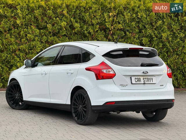 Білий Форд Фокус, об'ємом двигуна 1.6 л та пробігом 227 тис. км за 8600 $, фото 13 на Automoto.ua