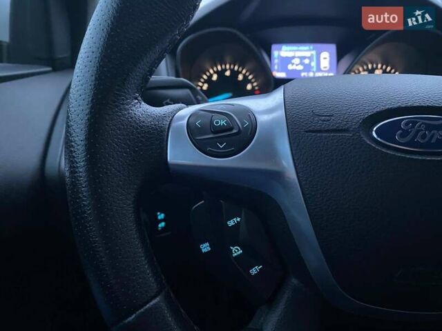 Белый Форд Фокус, объемом двигателя 2 л и пробегом 226 тыс. км за 6990 $, фото 25 на Automoto.ua