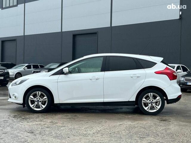 Форд Фокус 2013 в Львове на Automoto.ua Белый Форд Фокус, объемом двигателя 1 л и пробегом 290 тыс. км за 5490 $, фото 3 на Automoto.ua