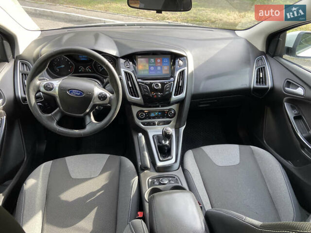 Білий Форд Фокус, об'ємом двигуна 1 л та пробігом 244 тис. км за 5650 $, фото 10 на Automoto.ua