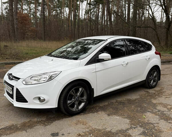 Белый Форд Фокус, объемом двигателя 1 л и пробегом 104 тыс. км за 7200 $, фото 7 на Automoto.ua