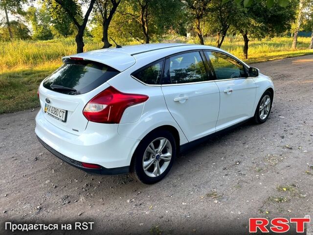 Белый Форд Фокус, объемом двигателя 1 л и пробегом 135 тыс. км за 5500 $, фото 5 на Automoto.ua