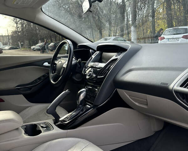 Белый Форд Фокус, объемом двигателя 0 л и пробегом 100 тыс. км за 8500 $, фото 17 на Automoto.ua