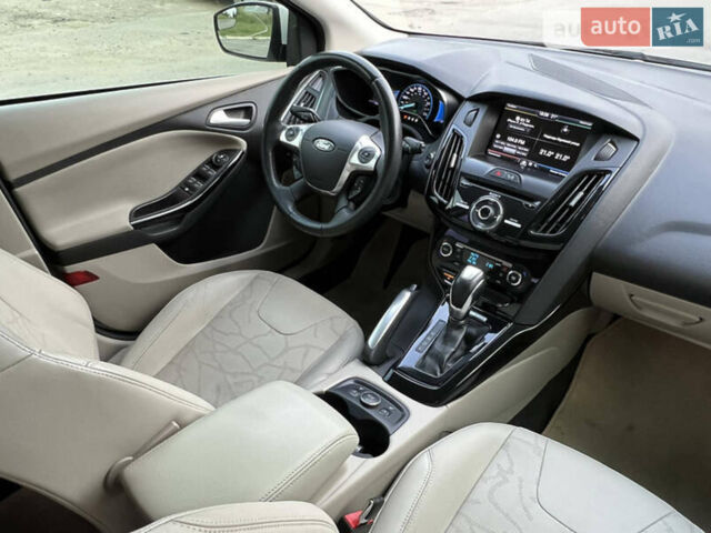 Білий Форд Фокус, об'ємом двигуна 0 л та пробігом 95 тис. км за 8500 $, фото 3 на Automoto.ua
