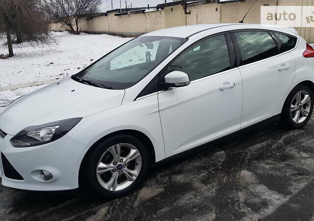 Белый Форд Фокус, объемом двигателя 1 л и пробегом 122 тыс. км за 6800 $, фото 3 на Automoto.ua
