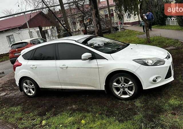 Белый Форд Фокус, объемом двигателя 1 л и пробегом 149 тыс. км за 6600 $, фото 2 на Automoto.ua