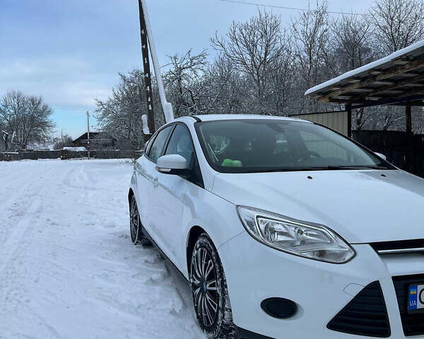Белый Форд Фокус, объемом двигателя 1.6 л и пробегом 221 тыс. км за 8800 $, фото 7 на Automoto.ua