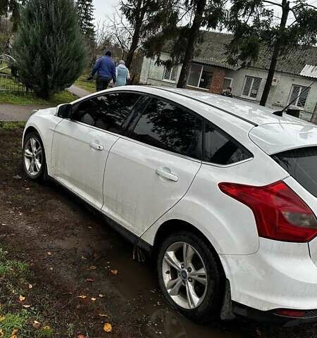 Белый Форд Фокус, объемом двигателя 1 л и пробегом 149 тыс. км за 6600 $, фото 1 на Automoto.ua