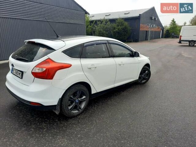 Білий Форд Фокус, об'ємом двигуна 1 л та пробігом 188 тис. км за 6600 $, фото 9 на Automoto.ua