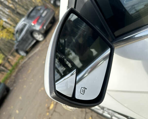 Білий Форд Фокус, об'ємом двигуна 0 л та пробігом 100 тис. км за 6500 $, фото 15 на Automoto.ua