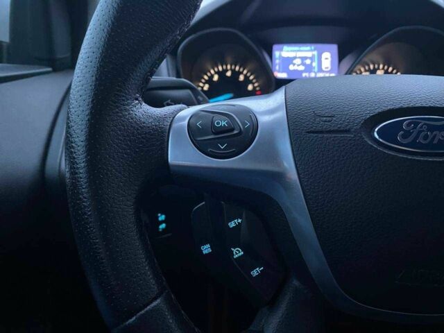 Белый Форд Фокус, объемом двигателя 2 л и пробегом 226 тыс. км за 6990 $, фото 14 на Automoto.ua