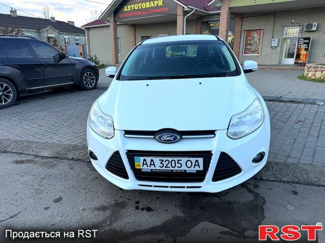 Білий Форд Фокус, об'ємом двигуна 1 л та пробігом 180 тис. км за 5850 $, фото 1 на Automoto.ua