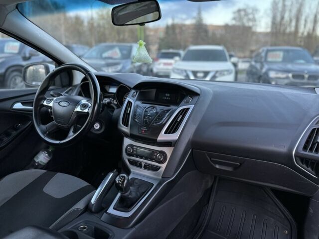 Белый Форд Фокус, объемом двигателя 1 л и пробегом 164 тыс. км за 5700 $, фото 8 на Automoto.ua