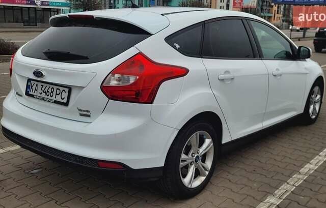 Білий Форд Фокус, об'ємом двигуна 1 л та пробігом 119 тис. км за 7500 $, фото 4 на Automoto.ua