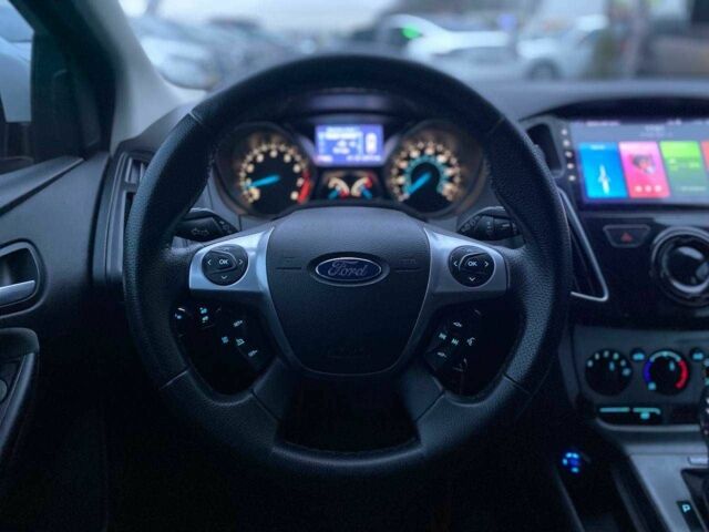 Белый Форд Фокус, объемом двигателя 2 л и пробегом 226 тыс. км за 6990 $, фото 22 на Automoto.ua