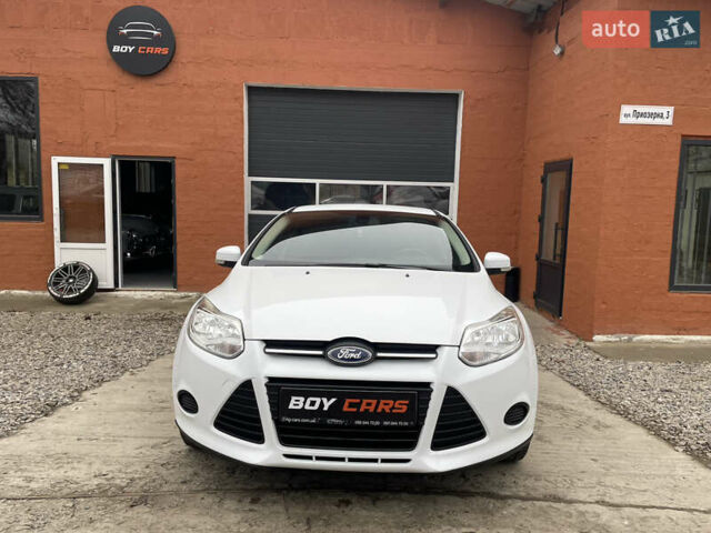 Белый Форд Фокус, объемом двигателя 1.56 л и пробегом 260 тыс. км за 7399 $, фото 1 на Automoto.ua