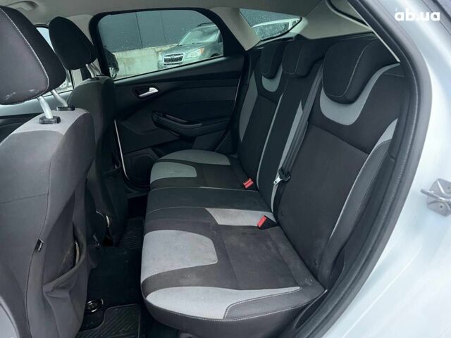 Форд Фокус 2013 в Львове на Automoto.ua Белый Форд Фокус, объемом двигателя 1 л и пробегом 290 тыс. км за 5490 $, фото 33 на Automoto.ua