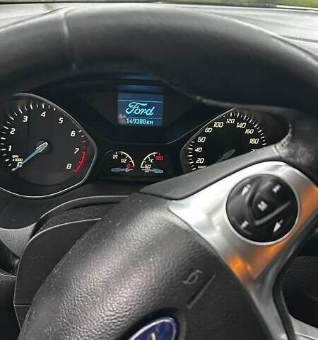 Белый Форд Фокус, объемом двигателя 1 л и пробегом 149 тыс. км за 6600 $, фото 4 на Automoto.ua