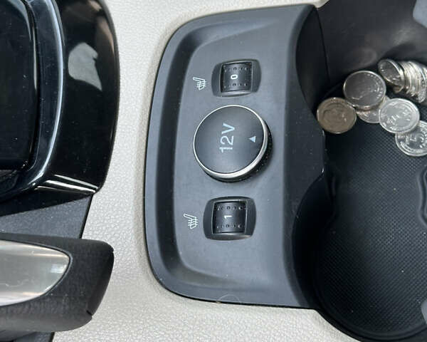 Белый Форд Фокус, объемом двигателя 0 л и пробегом 100 тыс. км за 8500 $, фото 21 на Automoto.ua