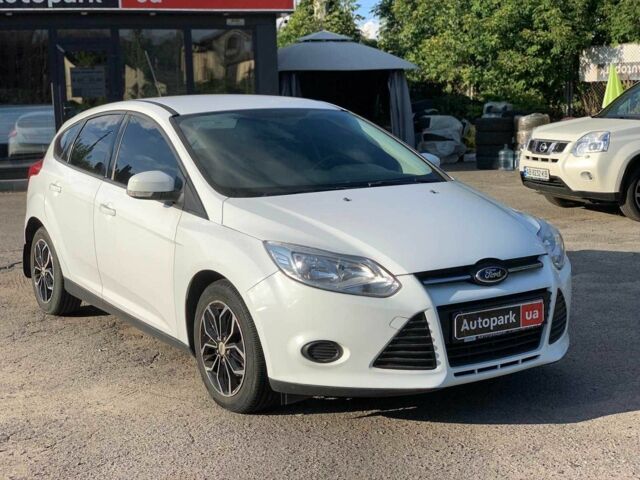 Білий Форд Фокус, об'ємом двигуна 1 л та пробігом 112 тис. км за 6984 $, фото 2 на Automoto.ua