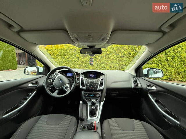 Білий Форд Фокус, об'ємом двигуна 1.6 л та пробігом 227 тис. км за 8600 $, фото 34 на Automoto.ua