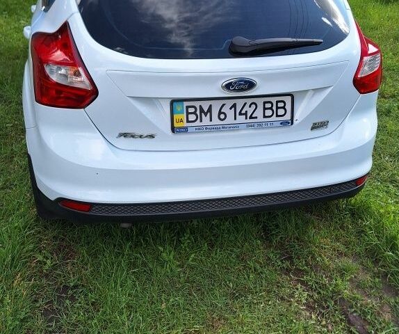 Білий Форд Фокус, об'ємом двигуна 1 л та пробігом 63 тис. км за 6620 $, фото 1 на Automoto.ua