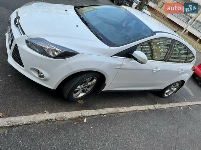 Белый Форд Фокус, объемом двигателя 1 л и пробегом 173 тыс. км за 6350 $, фото 1 на Automoto.ua