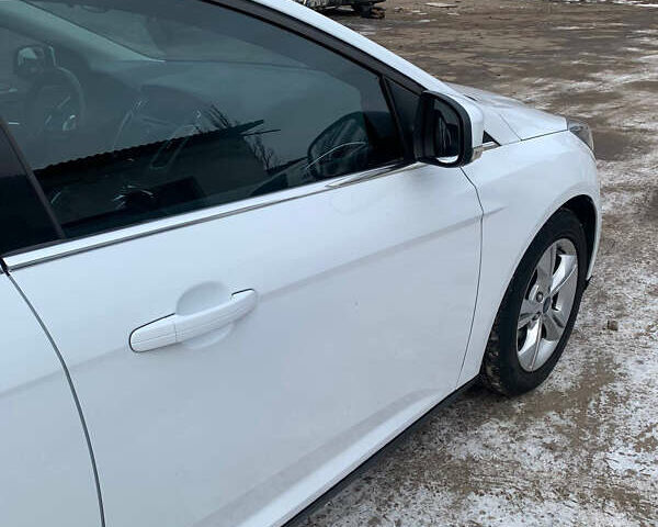Білий Форд Фокус, об'ємом двигуна 1.6 л та пробігом 90 тис. км за 8500 $, фото 8 на Automoto.ua