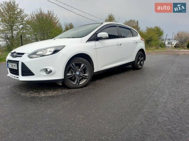 Білий Форд Фокус, об'ємом двигуна 1 л та пробігом 188 тис. км за 6600 $, фото 4 на Automoto.ua