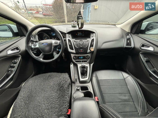 Білий Форд Фокус, об'ємом двигуна 1 л та пробігом 160 тис. км за 5990 $, фото 19 на Automoto.ua