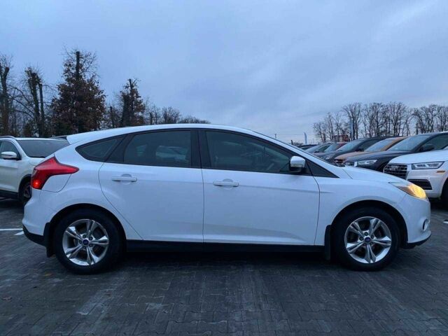 Белый Форд Фокус, объемом двигателя 2 л и пробегом 226 тыс. км за 6990 $, фото 6 на Automoto.ua