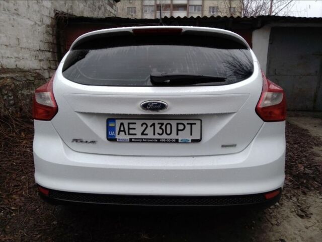 Белый Форд Фокус, объемом двигателя 1 л и пробегом 120 тыс. км за 6300 $, фото 3 на Automoto.ua