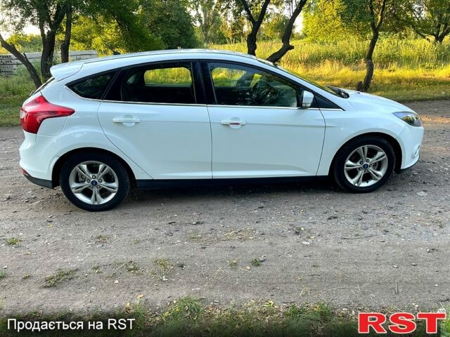 Белый Форд Фокус, объемом двигателя 1 л и пробегом 135 тыс. км за 5500 $, фото 6 на Automoto.ua