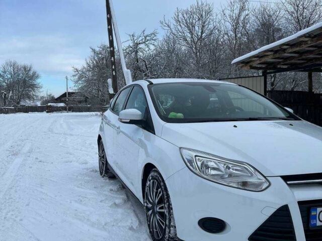 Белый Форд Фокус, объемом двигателя 1.6 л и пробегом 225 тыс. км за 8500 $, фото 7 на Automoto.ua