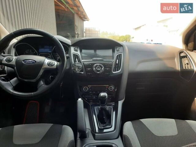 Білий Форд Фокус, об'ємом двигуна 1 л та пробігом 188 тис. км за 6600 $, фото 15 на Automoto.ua