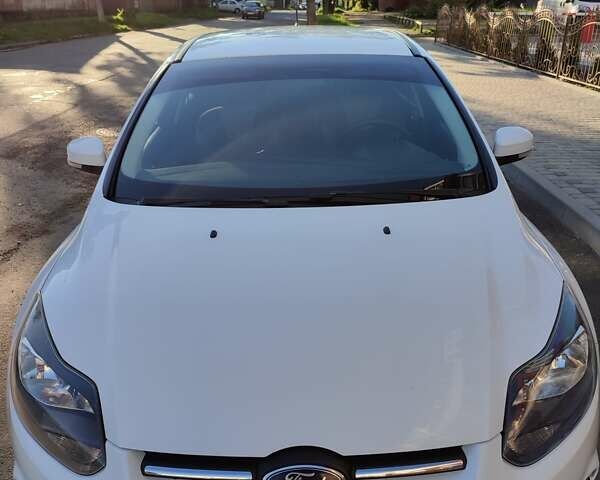 Белый Форд Фокус, объемом двигателя 1 л и пробегом 166 тыс. км за 6300 $, фото 3 на Automoto.ua