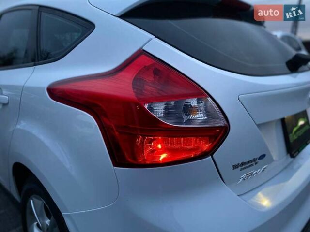 Белый Форд Фокус, объемом двигателя 2 л и пробегом 226 тыс. км за 6990 $, фото 11 на Automoto.ua