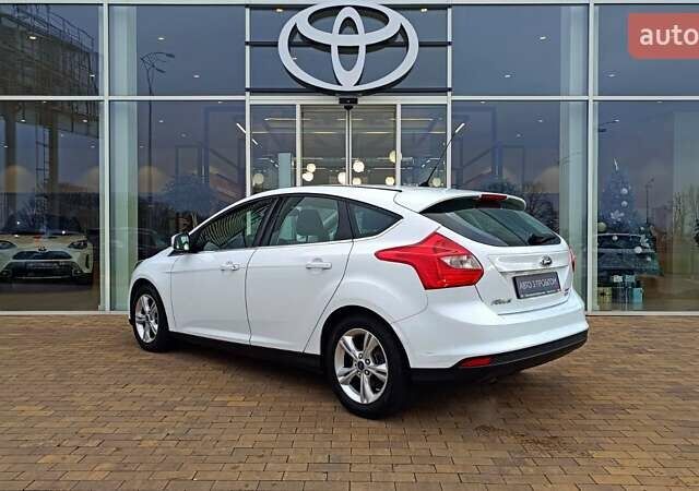 Білий Форд Фокус, об'ємом двигуна 1 л та пробігом 152 тис. км за 6630 $, фото 1 на Automoto.ua