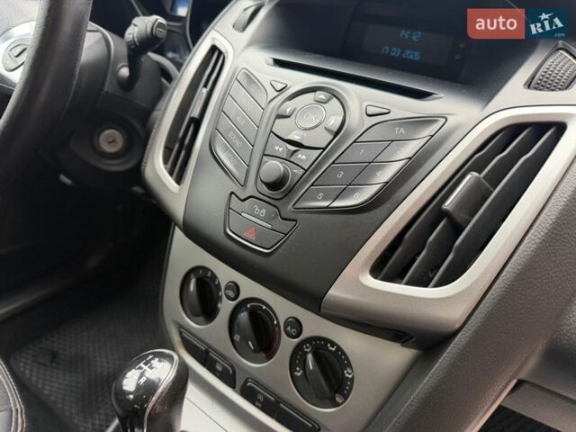 Білий Форд Фокус, об'ємом двигуна 1 л та пробігом 173 тис. км за 6333 $, фото 26 на Automoto.ua