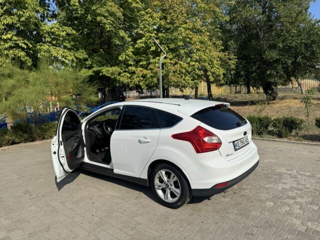 Белый Форд Фокус, объемом двигателя 1 л и пробегом 228 тыс. км за 6000 $, фото 3 на Automoto.ua