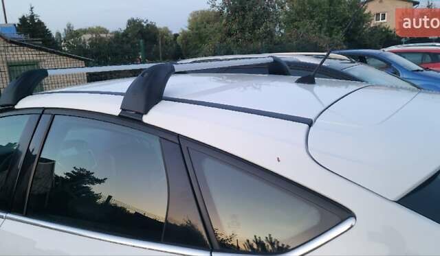 Білий Форд Фокус, об'ємом двигуна 1 л та пробігом 205 тис. км за 10500 $, фото 7 на Automoto.ua