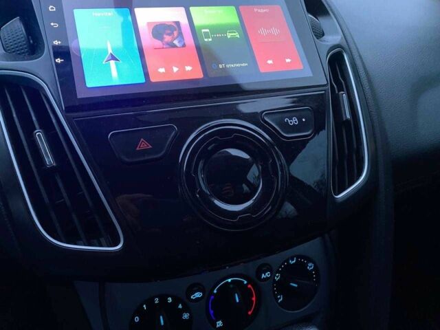 Белый Форд Фокус, объемом двигателя 2 л и пробегом 226 тыс. км за 6990 $, фото 17 на Automoto.ua