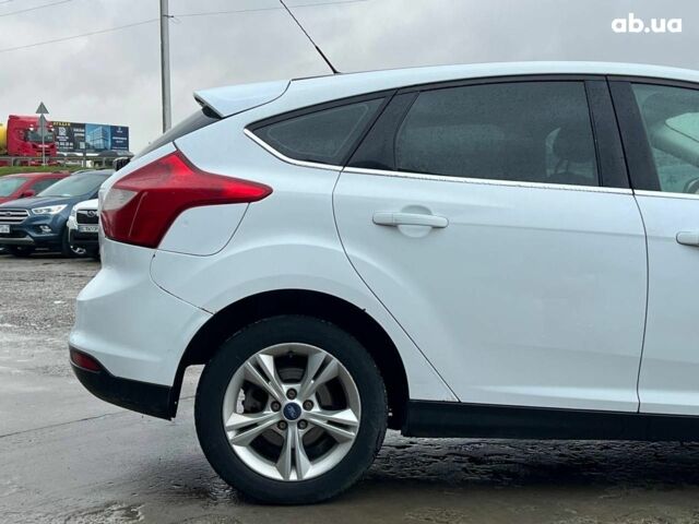 Форд Фокус 2013 в Львове на Automoto.ua Белый Форд Фокус, объемом двигателя 1 л и пробегом 290 тыс. км за 5490 $, фото 8 на Automoto.ua