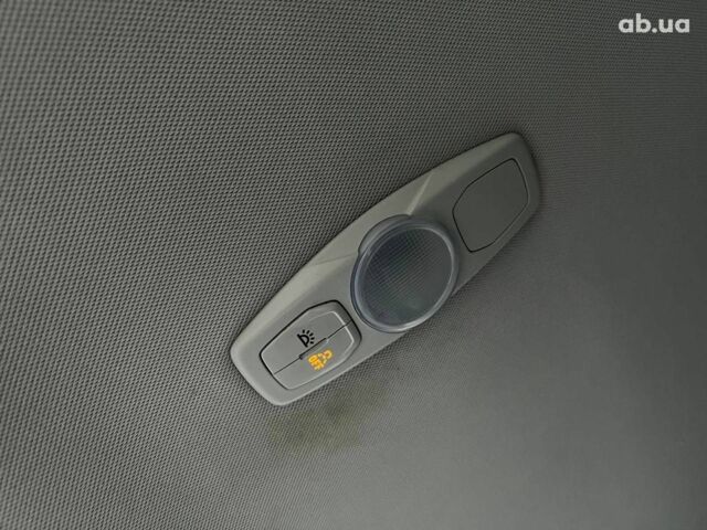 Форд Фокус 2013 в Львове на Automoto.ua Белый Форд Фокус, объемом двигателя 1 л и пробегом 290 тыс. км за 5490 $, фото 31 на Automoto.ua