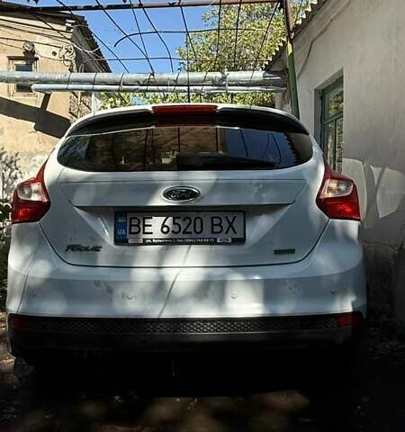 Белый Форд Фокус, объемом двигателя 1 л и пробегом 145 тыс. км за 6300 $, фото 6 на Automoto.ua