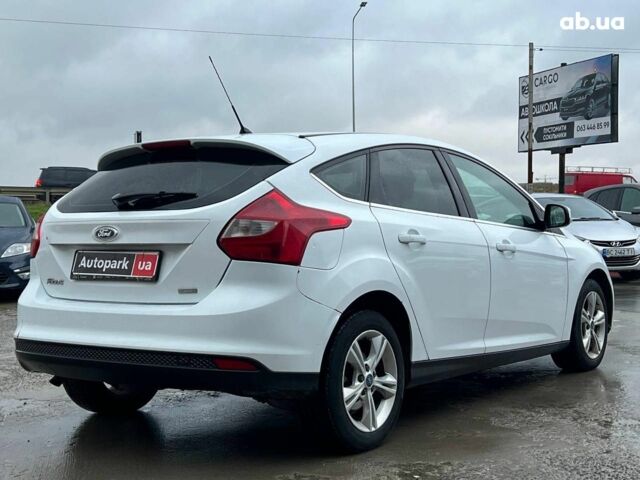 Форд Фокус 2013 в Львове на Automoto.ua Белый Форд Фокус, объемом двигателя 1 л и пробегом 290 тыс. км за 5490 $, фото 7 на Automoto.ua