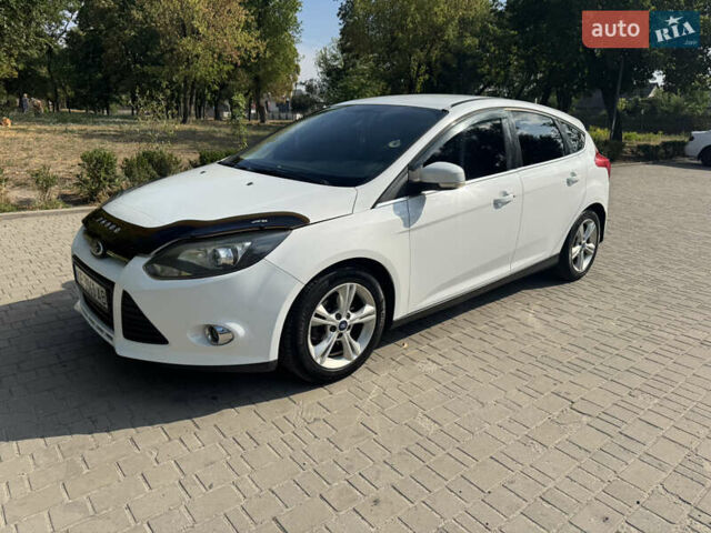 Белый Форд Фокус, объемом двигателя 1 л и пробегом 223 тыс. км за 6800 $, фото 2 на Automoto.ua